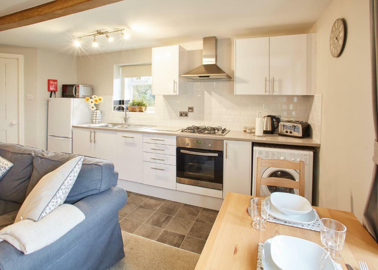 Host & Stay - Cosy Cottage Emley Exterior foto